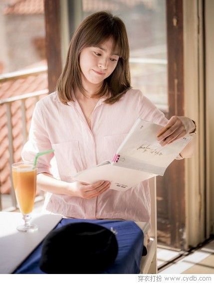 看《太阳的后裔》学做清新氧气美女 看《太阳的后裔》学做清新氧气美女